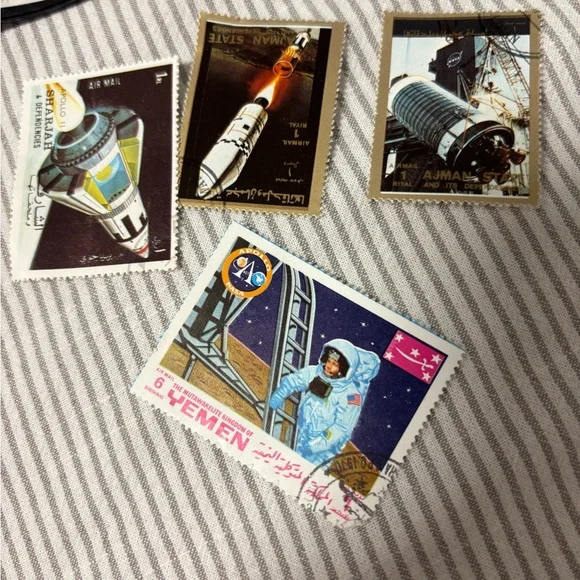 Vintage Postage Stamp Collection - Picture 8 of 15